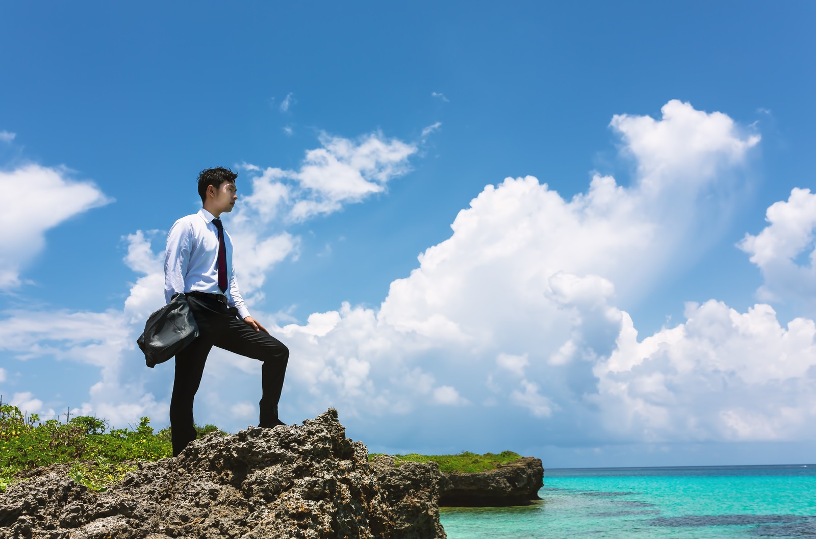 一流を目指す男性 成長すると友達が変わる?どんどん成長する人としない人の違い
