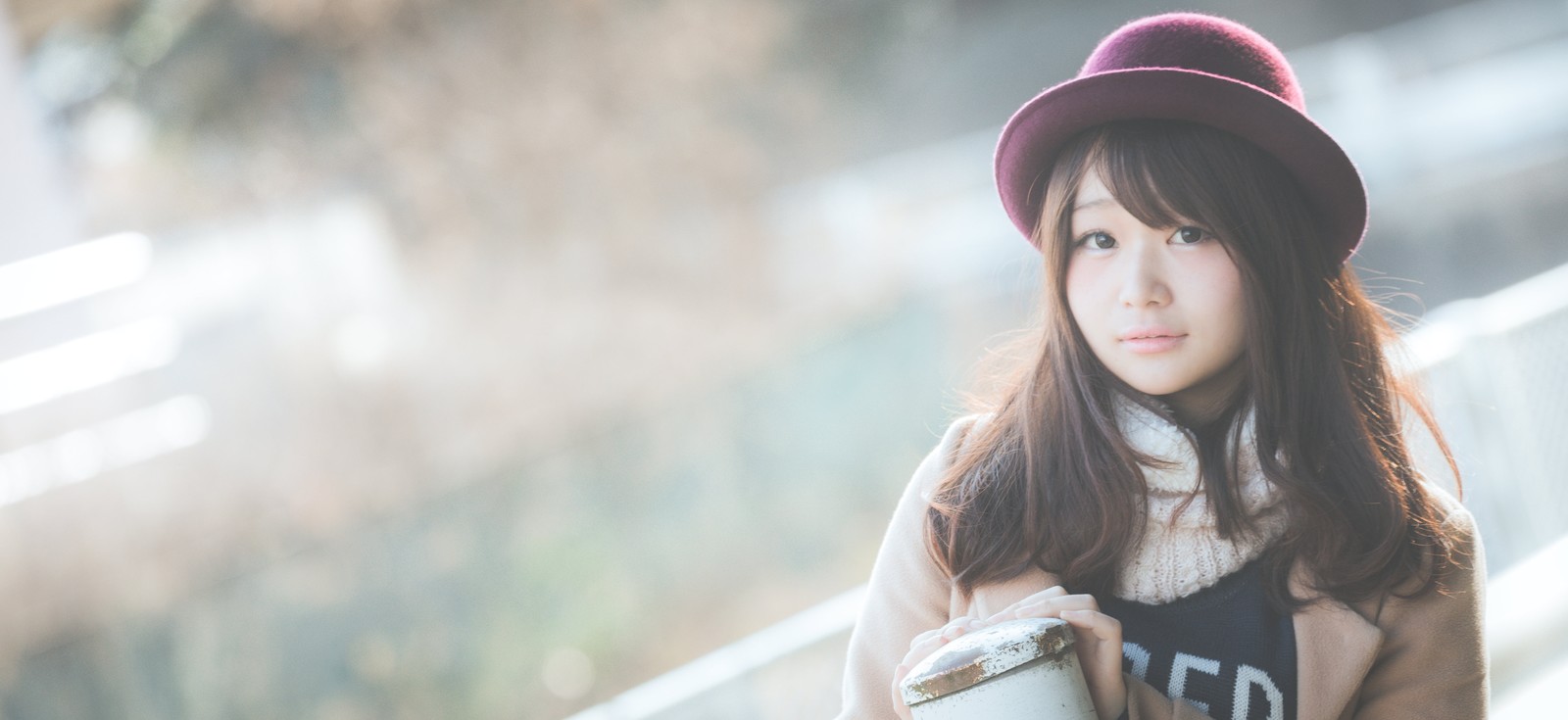 可愛い女性 恋愛依存症の人が見せる特徴とは?