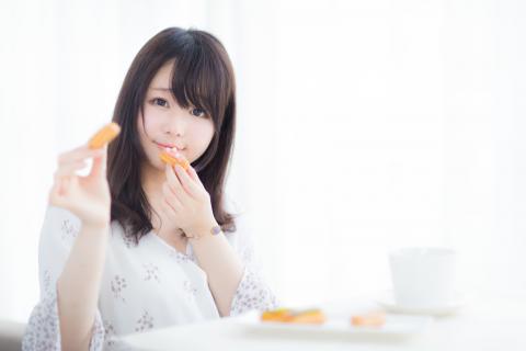 承認欲求が強すぎる女性の行動