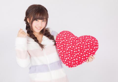 LINEを頻繁にやり取りするのは脈あり？好きな人だとLINE文章の履歴を読み返しちゃう？