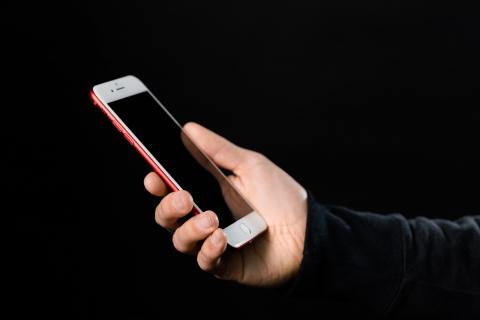 何度もLINEブロック→解除→ブロックを繰り返す心理とは？