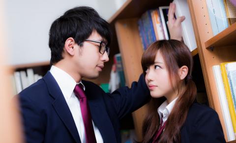 ライオンから学ぶ人間の動物たる社会性とは？
