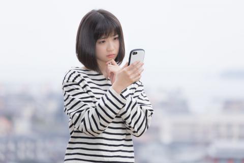 相談を理由に男性に近づく「相談女」の特徴とは？